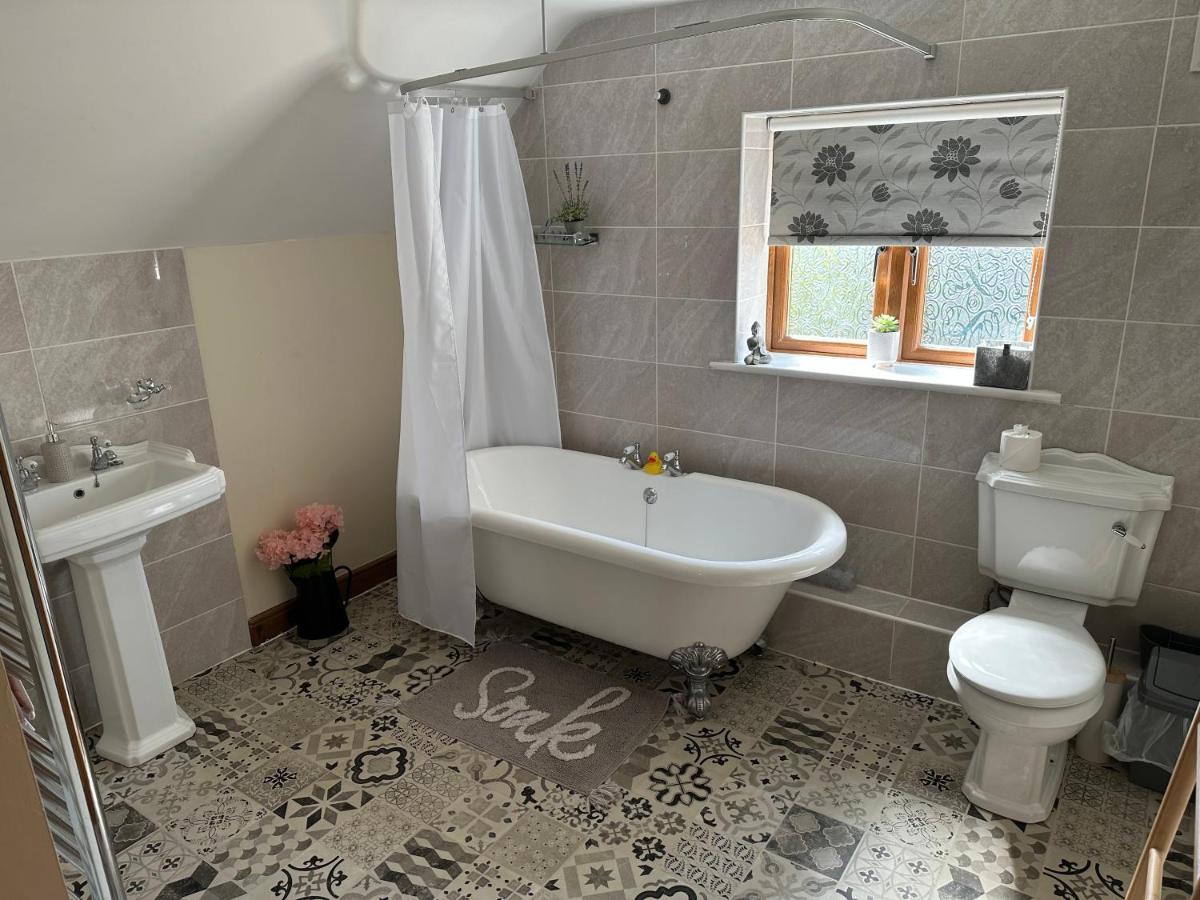 Puddleduck House Guest House Bourton-on-the-Water ภายนอก รูปภาพ